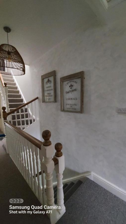 Homestay Poole Eksteriør bilde